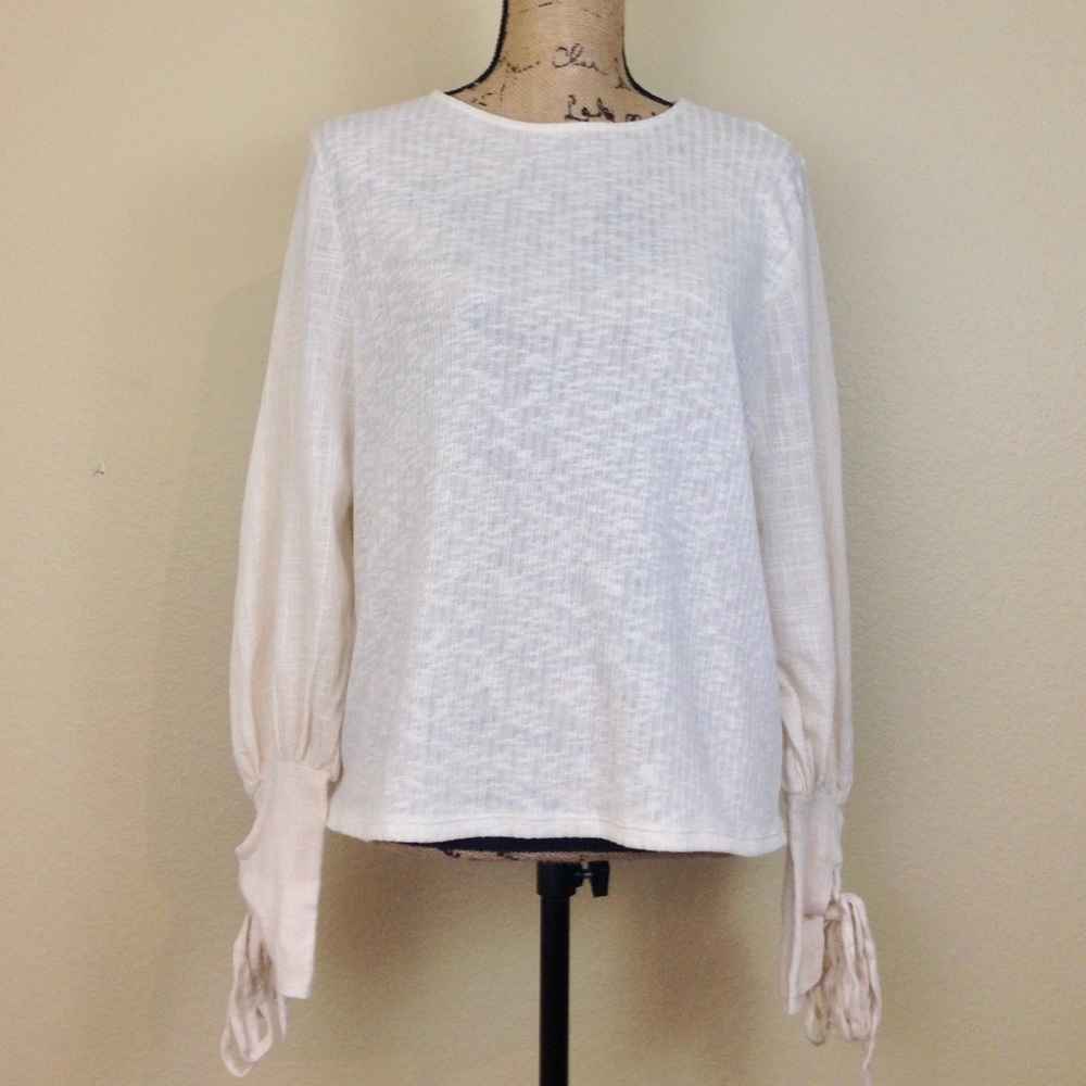NWT Zara Cream Sweater Top